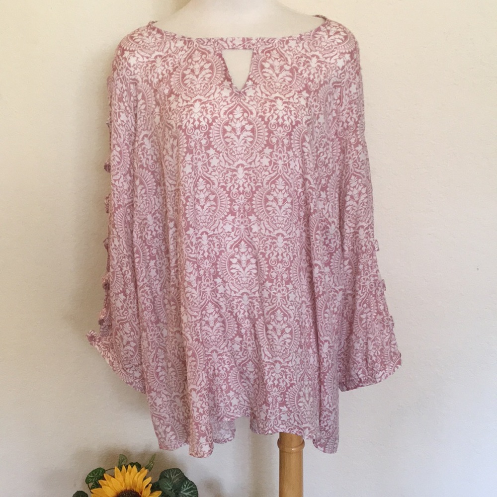 Fred David Hi-Lo Ladder Open Long Sleeve Blouse